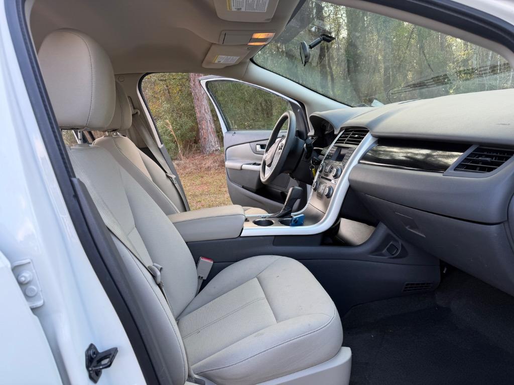 2013 Ford Edge - $8,900