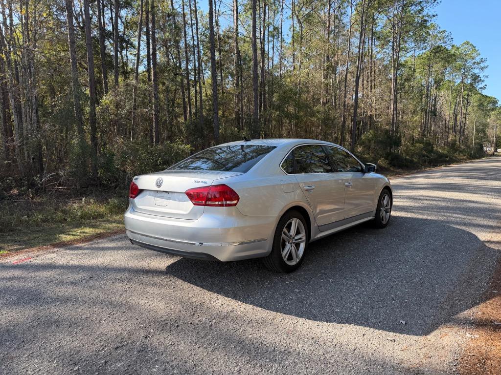 2014 Volkswagen Passat - $8,900