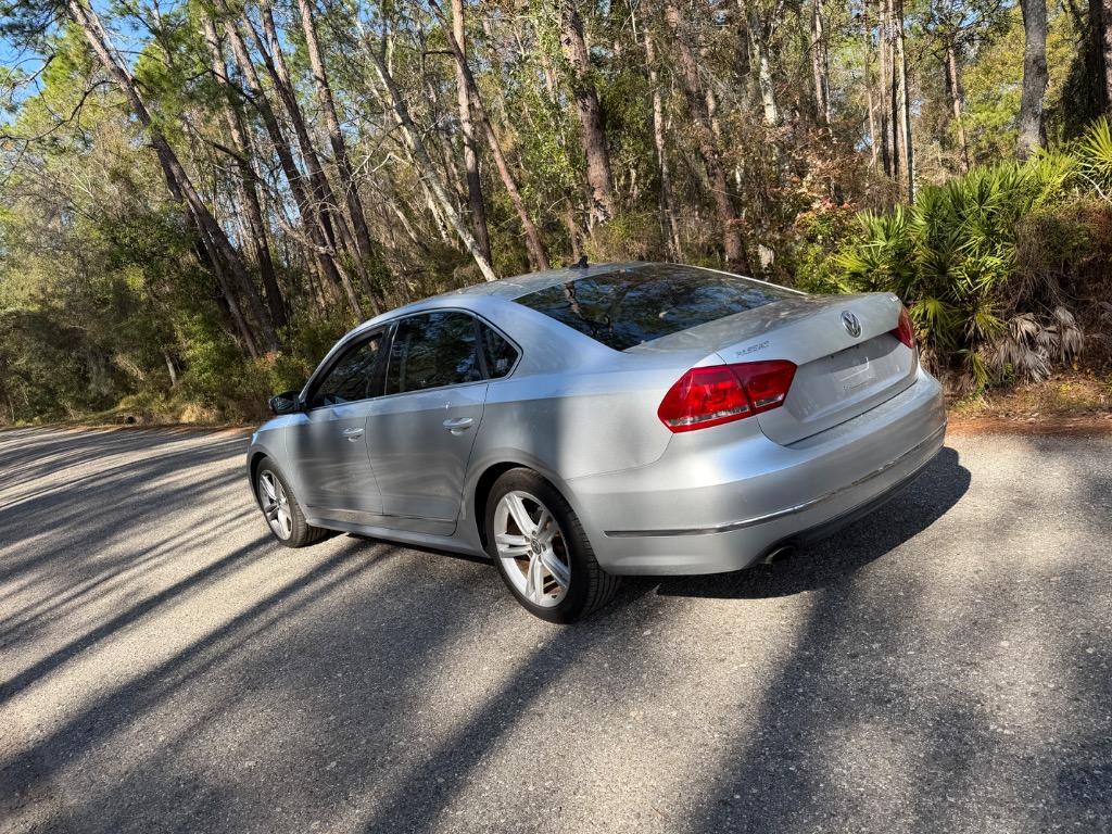 2014 Volkswagen Passat - $8,900