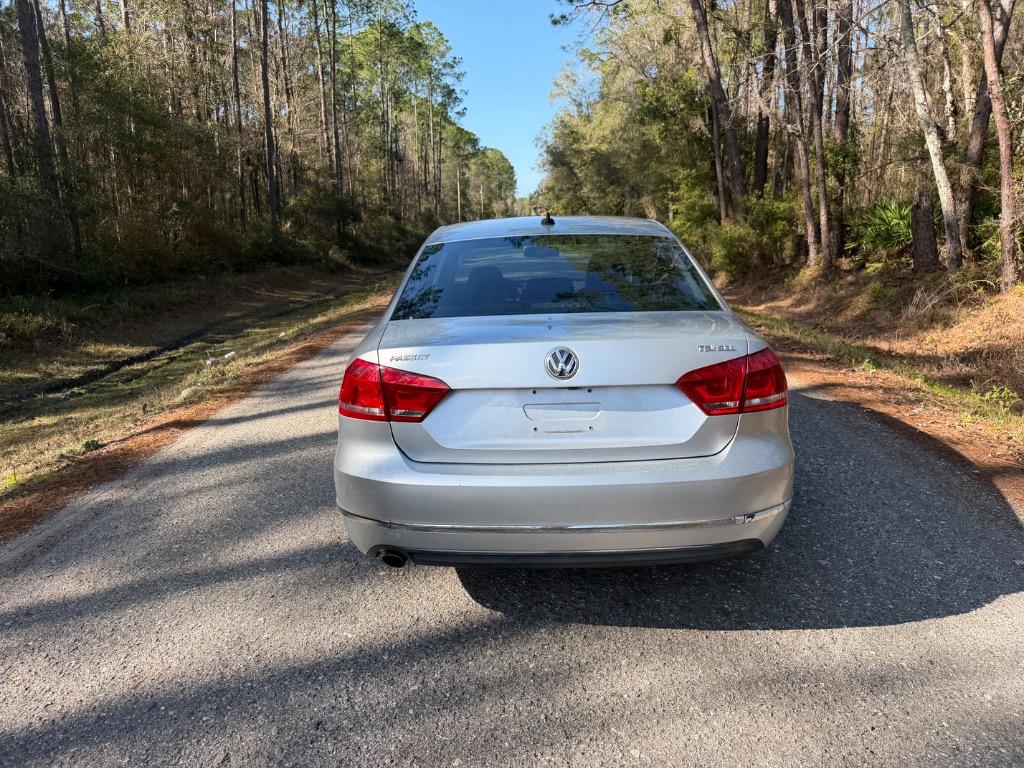 2014 Volkswagen Passat - $8,900