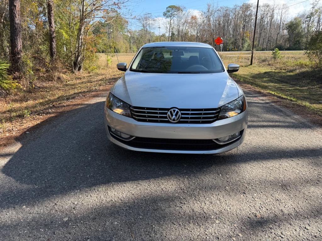 2014 Volkswagen Passat - $8,900