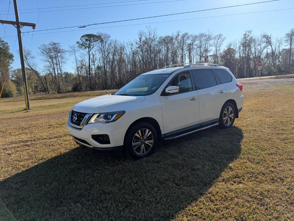 2019 Nissan Pathfinder - $13,900