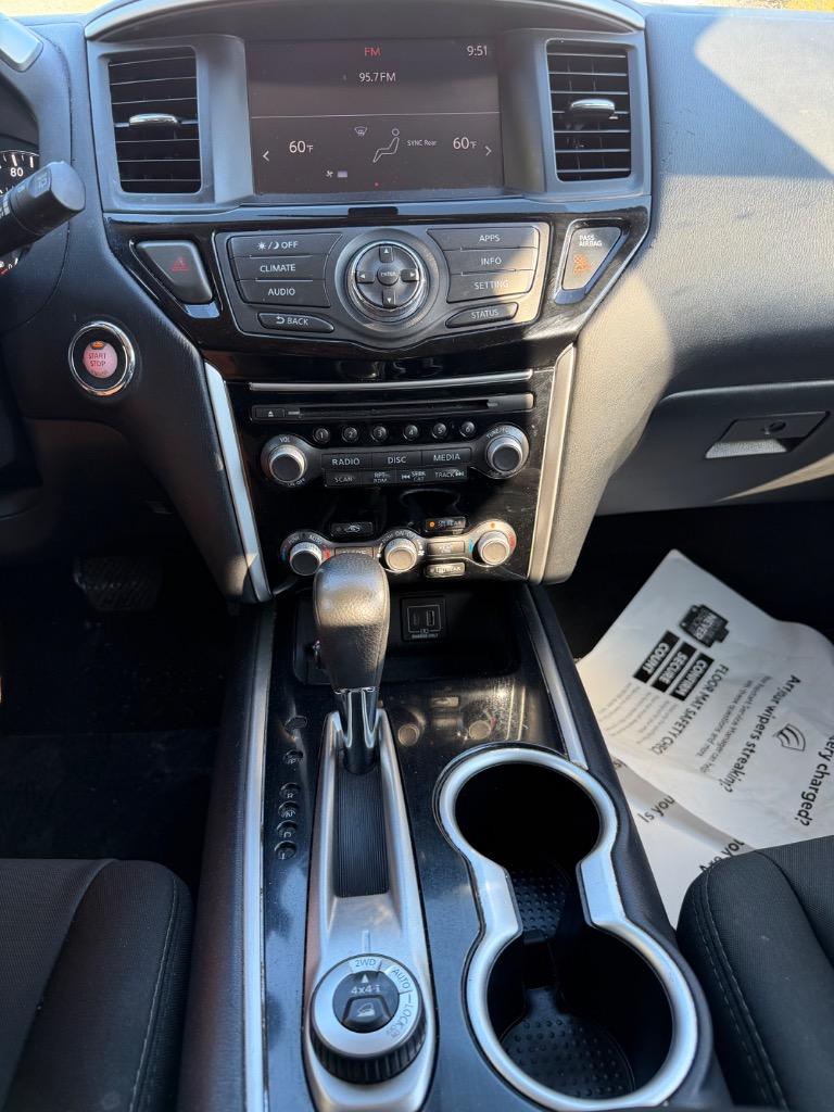 2019 Nissan Pathfinder - $13,900