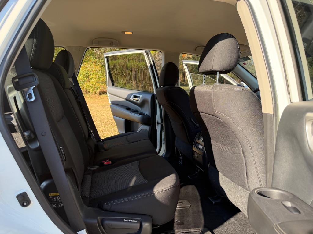 2019 Nissan Pathfinder - $13,900