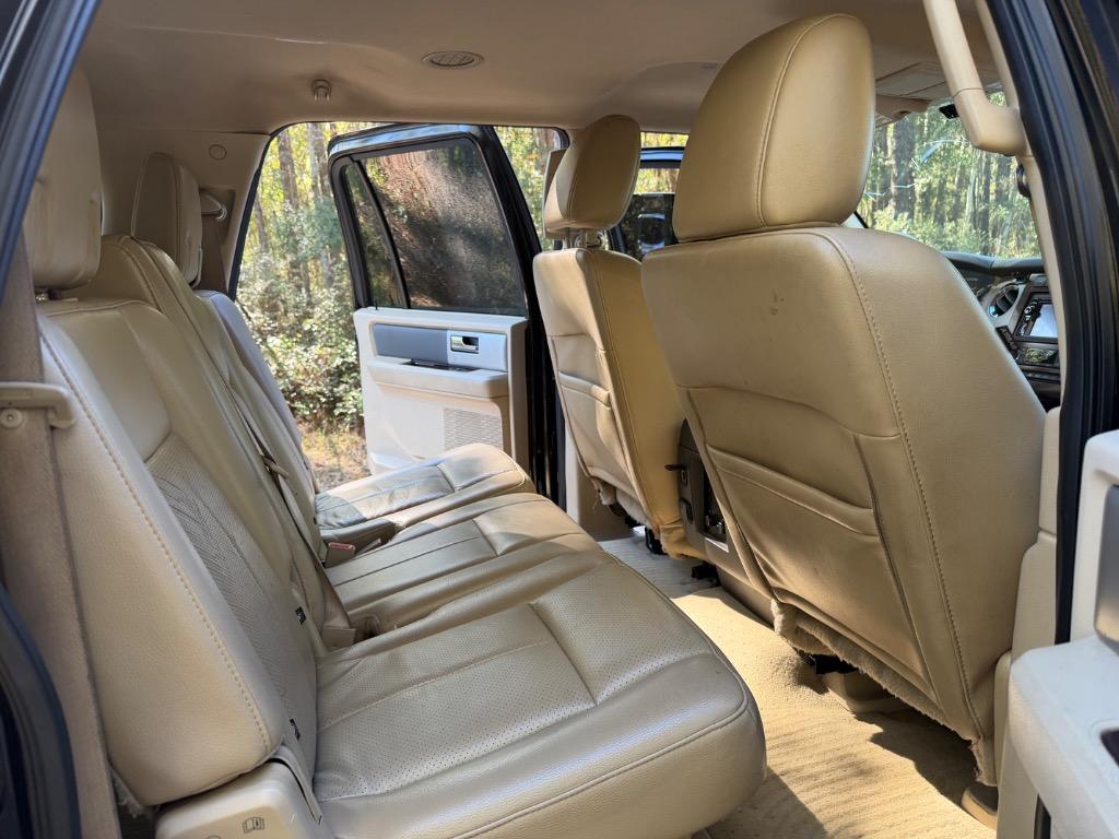 2014 Ford Expedition - $8,900