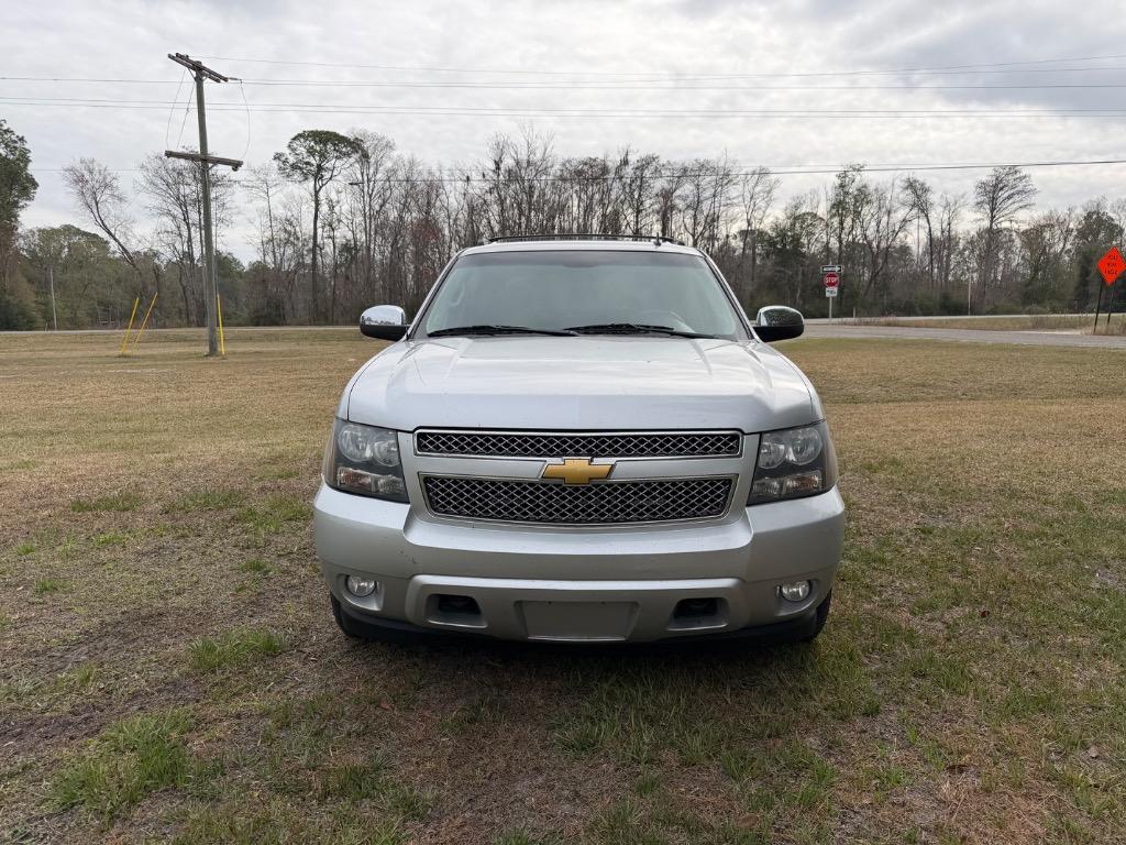 2013 Chevrolet Avalanche - $13,900