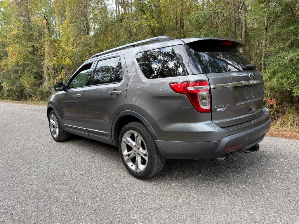 2014 Ford Explorer - $12,900
