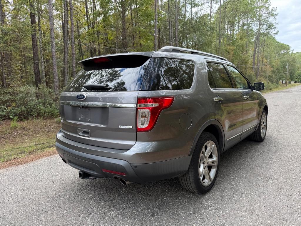 2014 Ford Explorer - $12,900