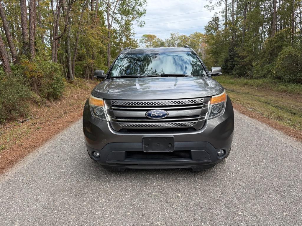 2014 Ford Explorer - $12,900