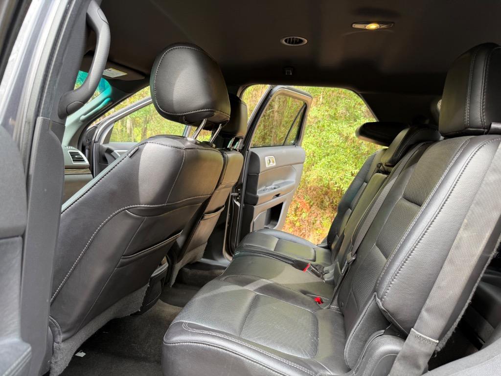 2014 Ford Explorer - $12,900