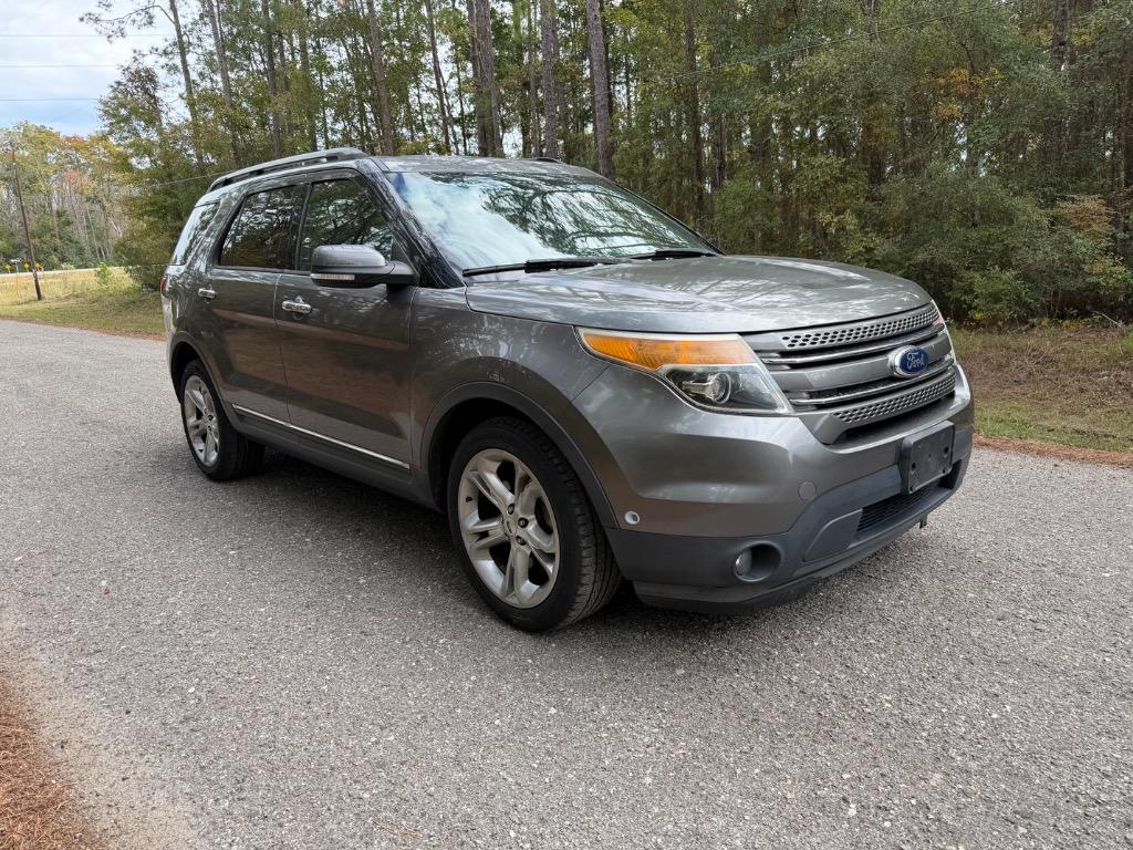 2014 Ford Explorer - $12,900