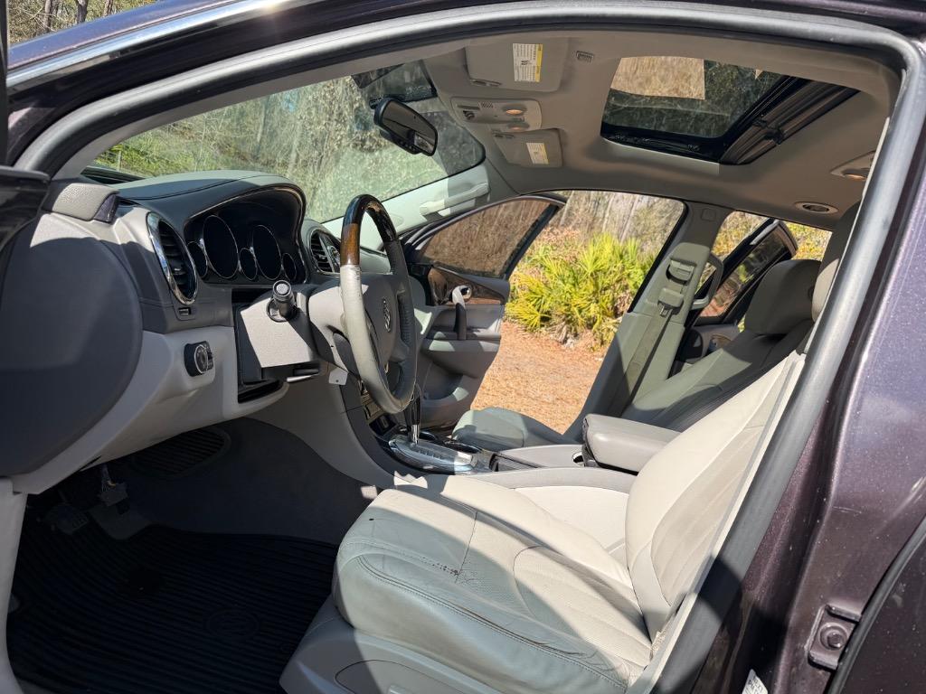 2016 Buick Enclave - $8,900