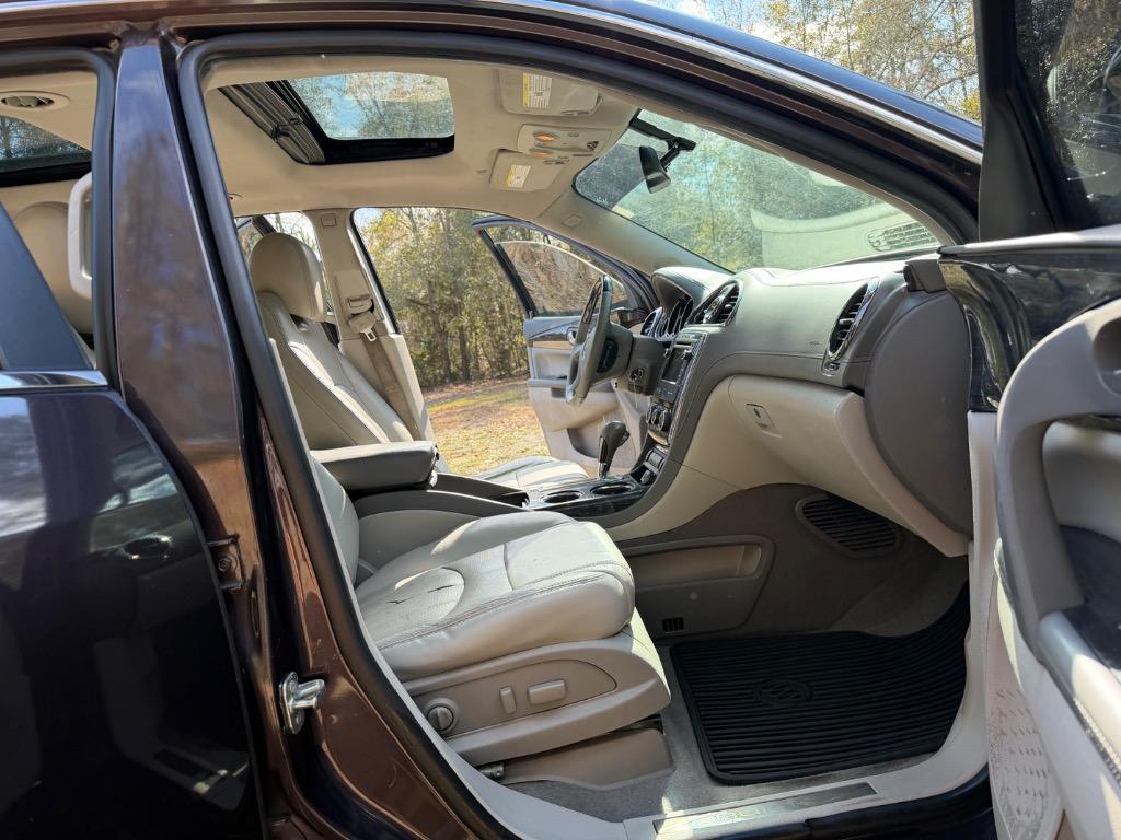 2016 Buick Enclave - $8,900