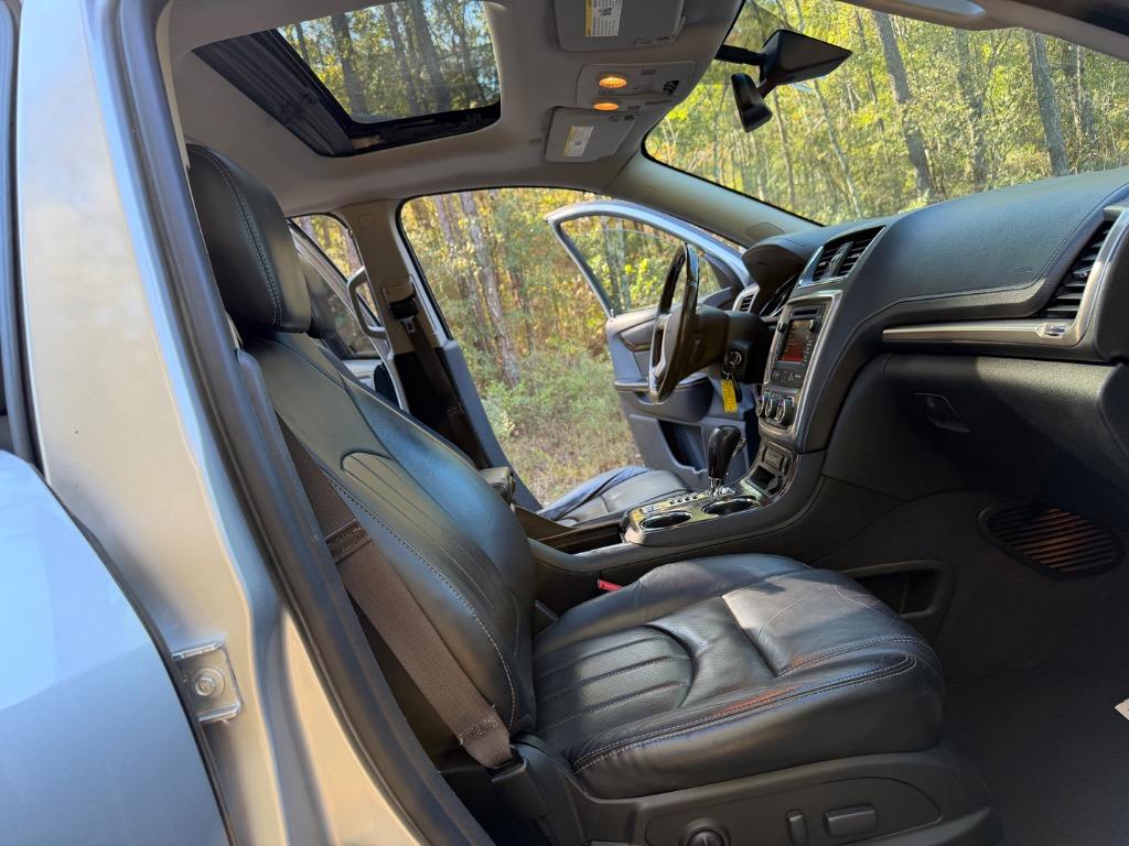 2014 GMC Acadia - $10,900