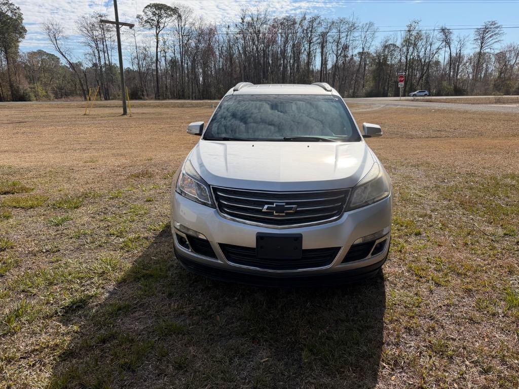 2017 Chevrolet Traverse - $11,900