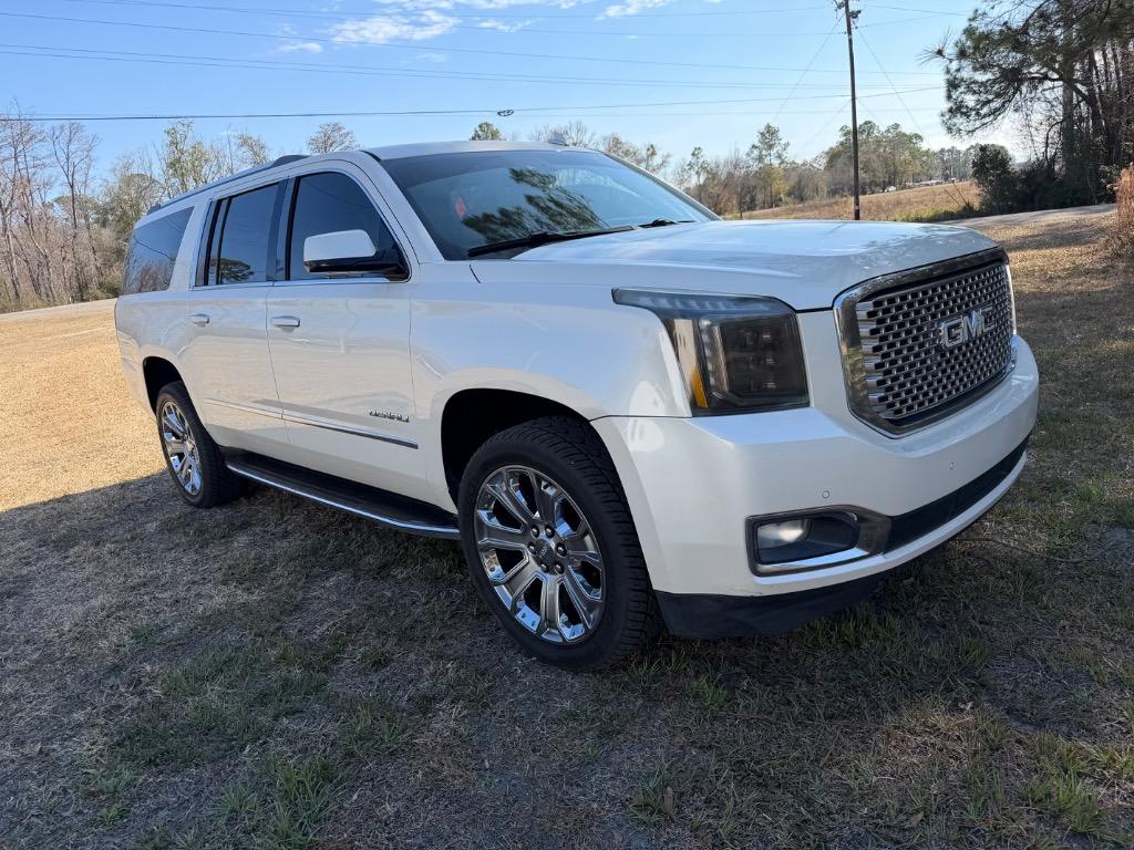 2015 GMC Yukon - $18,900