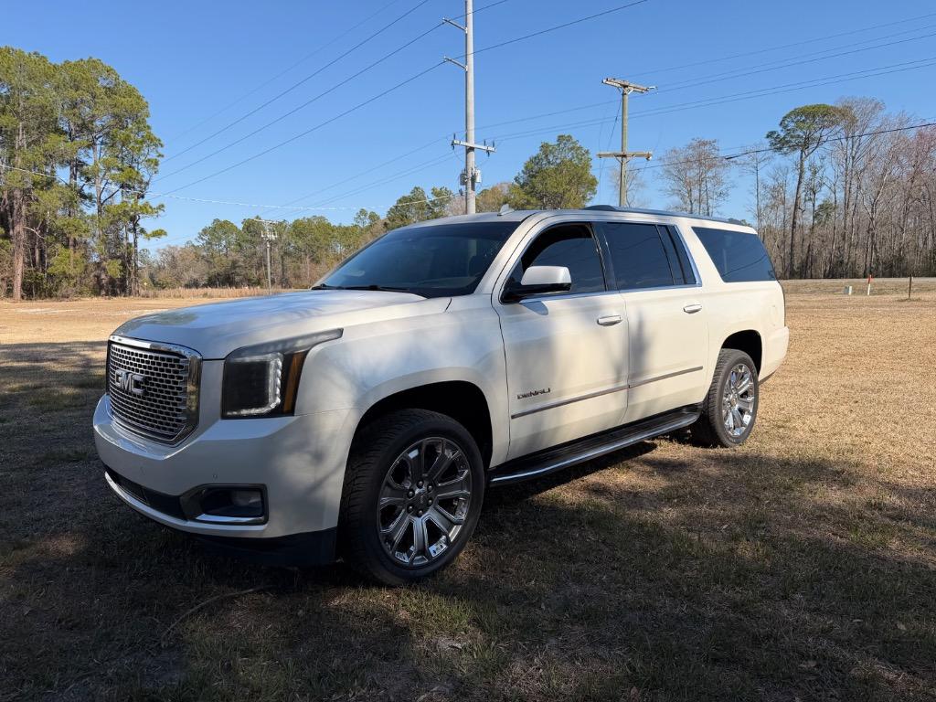 2015 GMC Yukon - $18,900