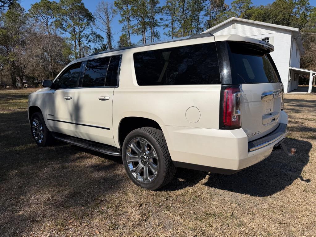 2015 GMC Yukon - $18,900