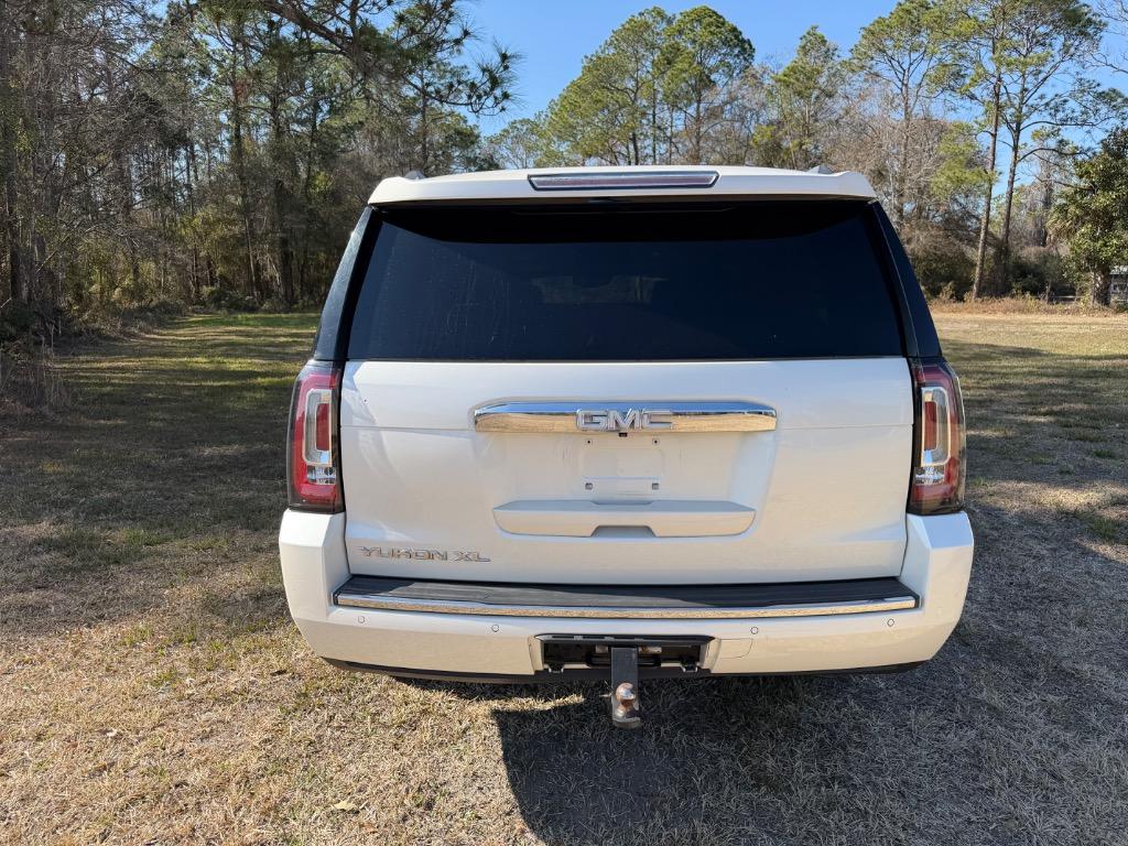 2015 GMC Yukon - $18,900