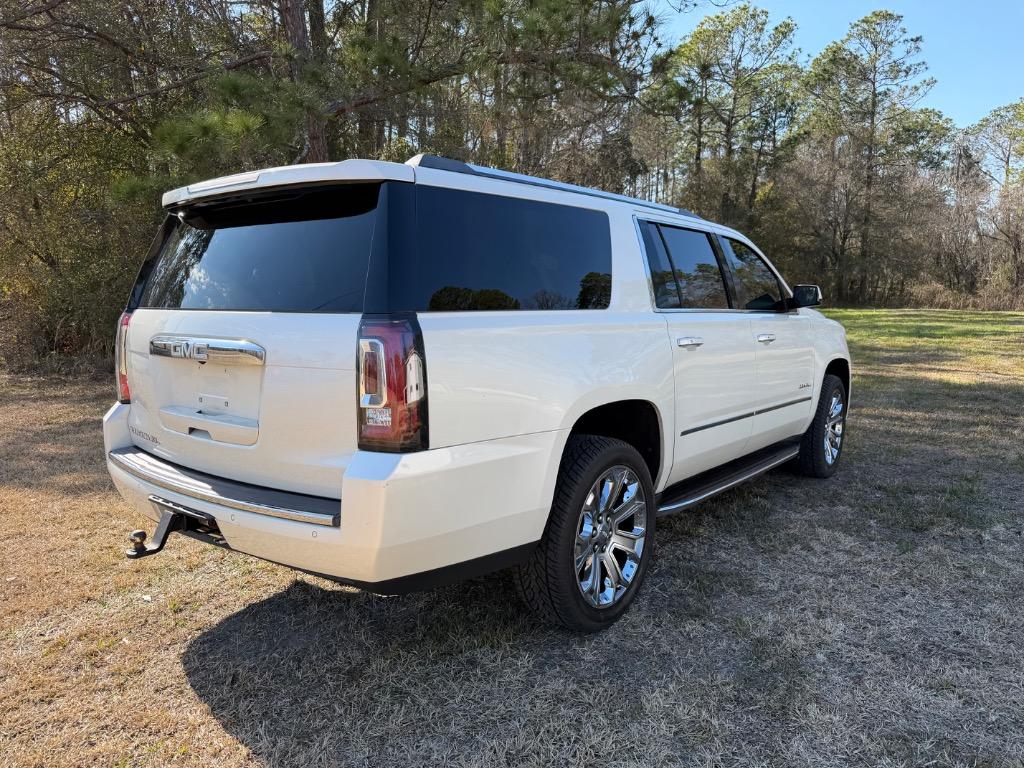 2015 GMC Yukon - $18,900