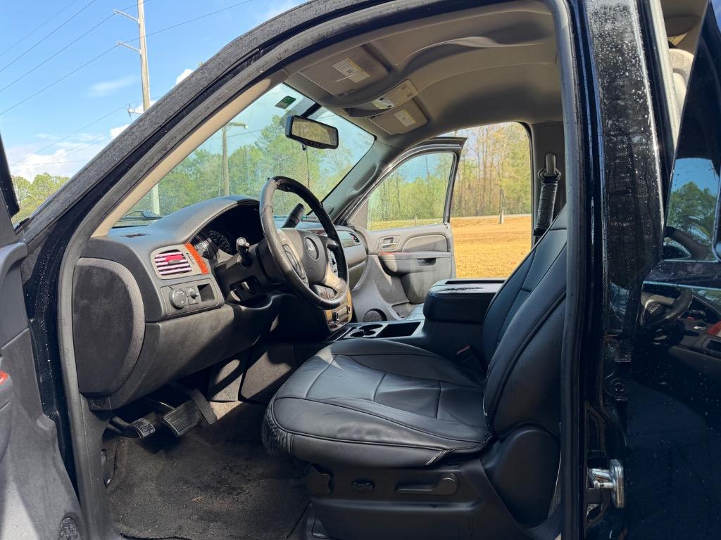 2014 Chevrolet Tahoe - $12,900