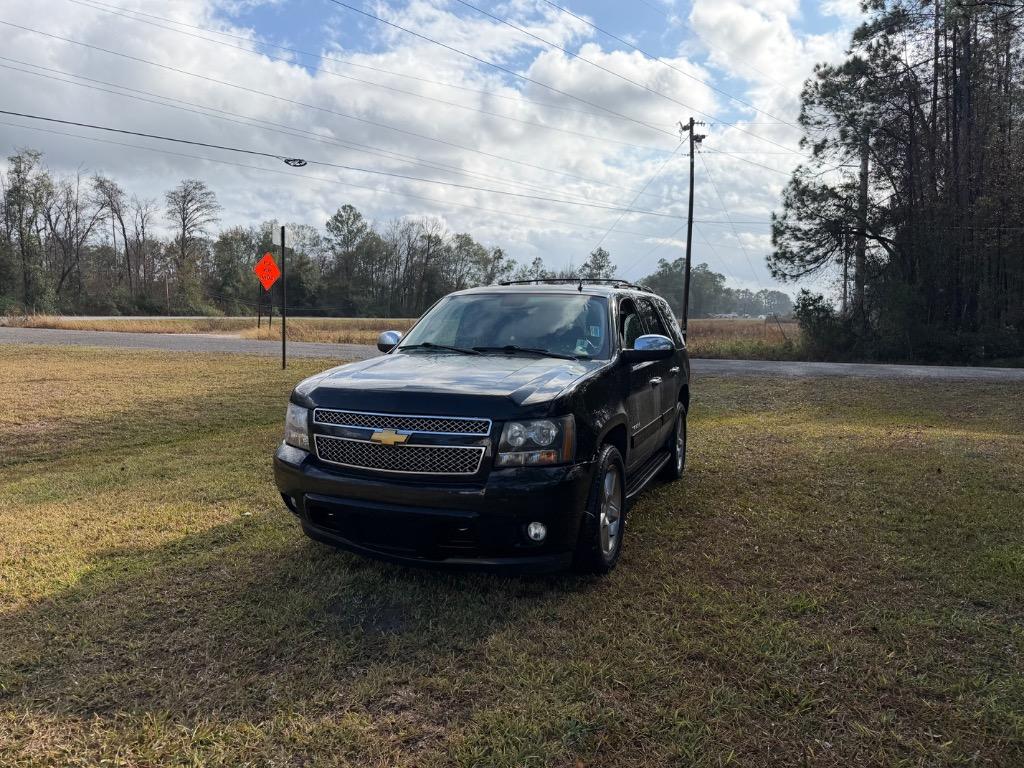 2014 Chevrolet Tahoe - $12,900