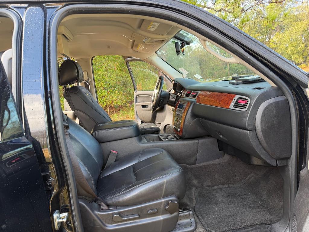 2014 Chevrolet Tahoe - $12,900