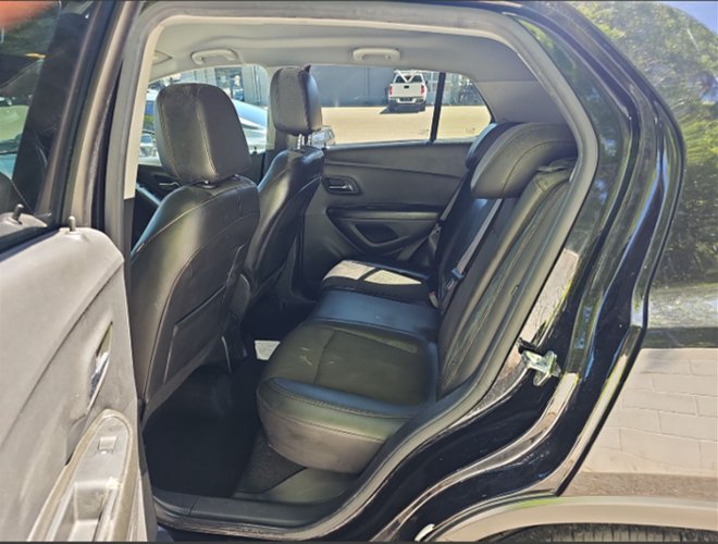 2021 Chevrolet Trax LT photo