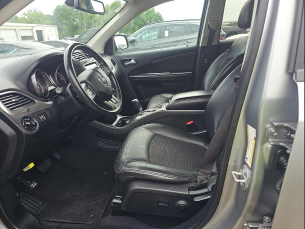 2018 Dodge Journey - $9,000