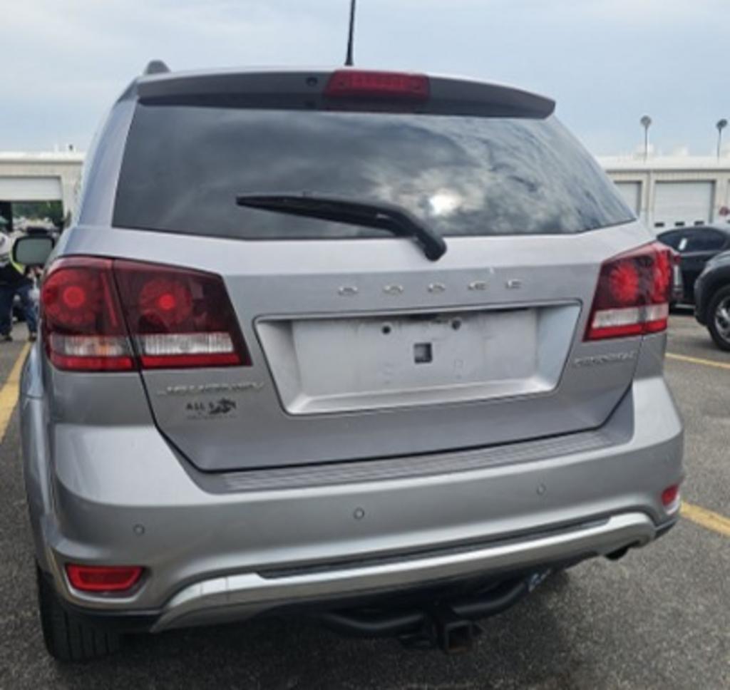 2018 Dodge Journey - $9,000