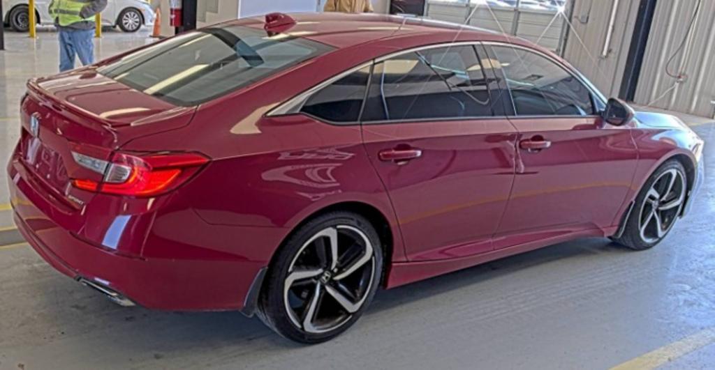 2018 Honda Accord - $15,500