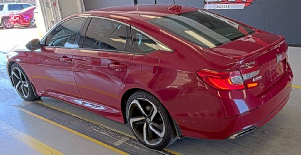 2018 Honda Accord - $15,500