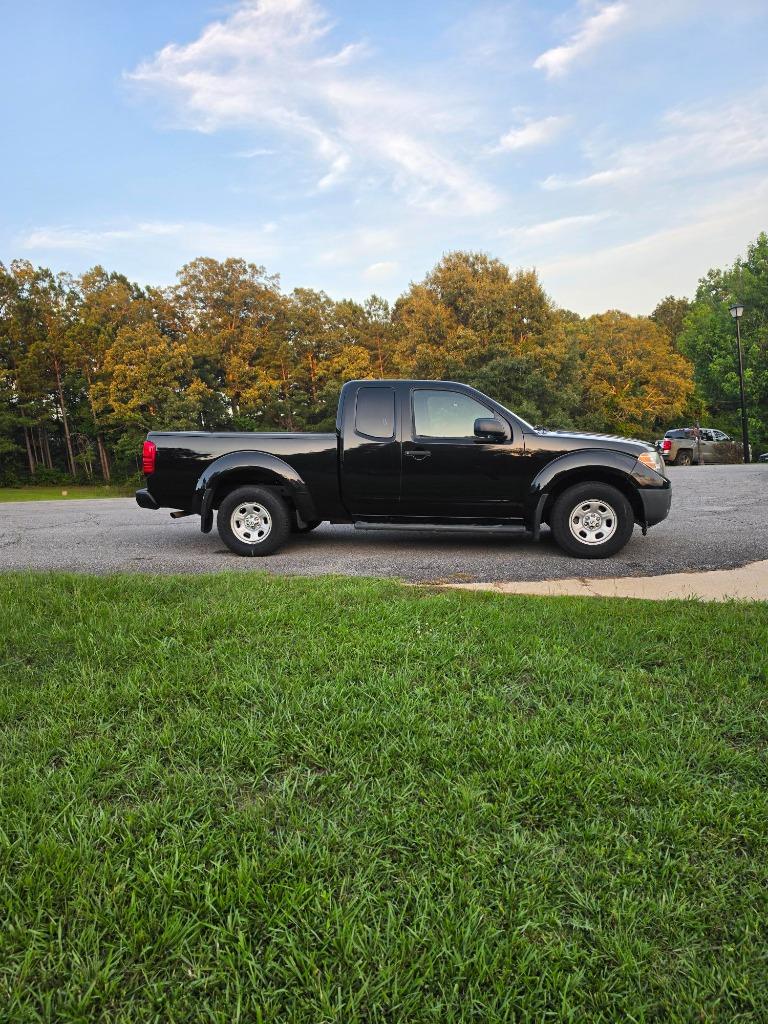 2018 Nissan Frontier - $12,000