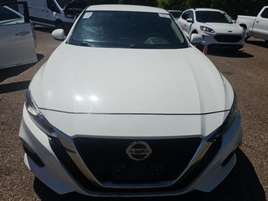 2019 Nissan Altima S photo