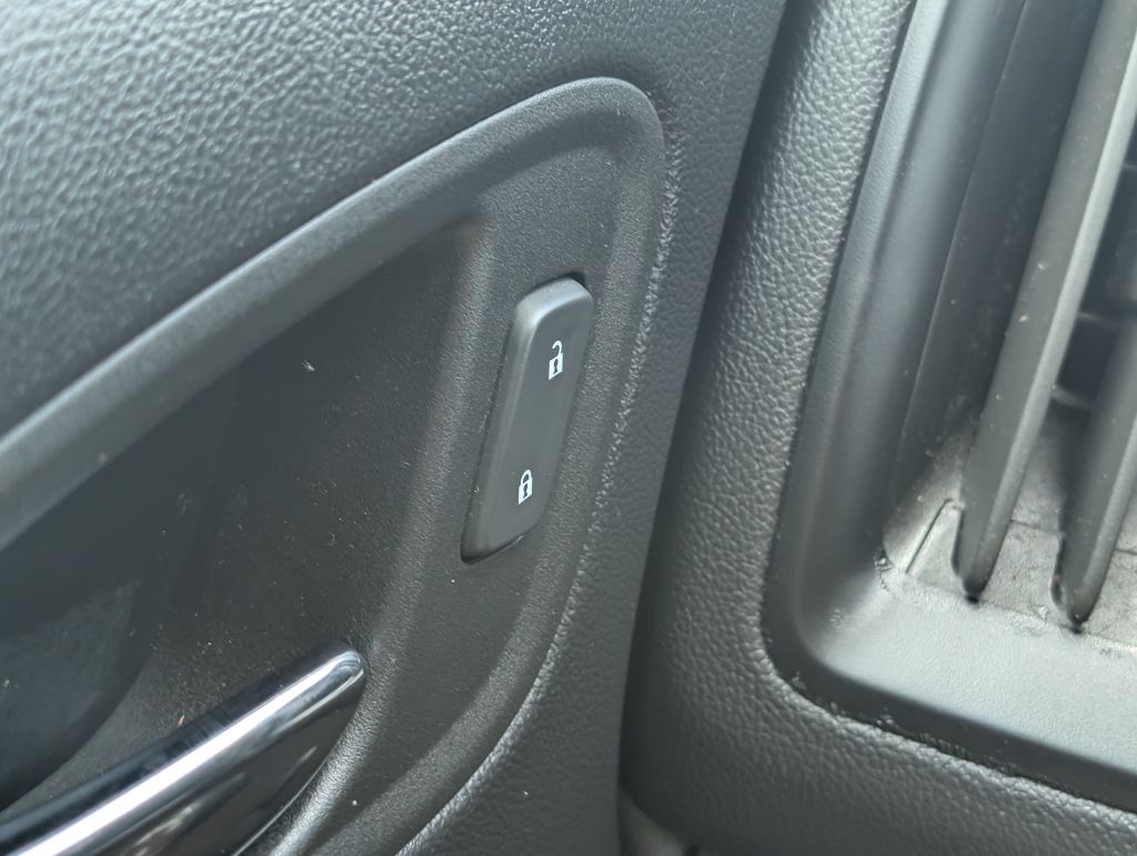2022 Chevrolet Colorado - $17,000