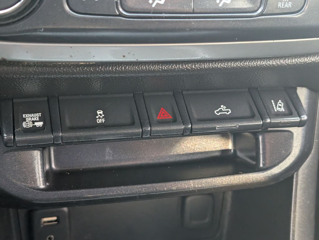 2016 Chevrolet Colorado - $19,500