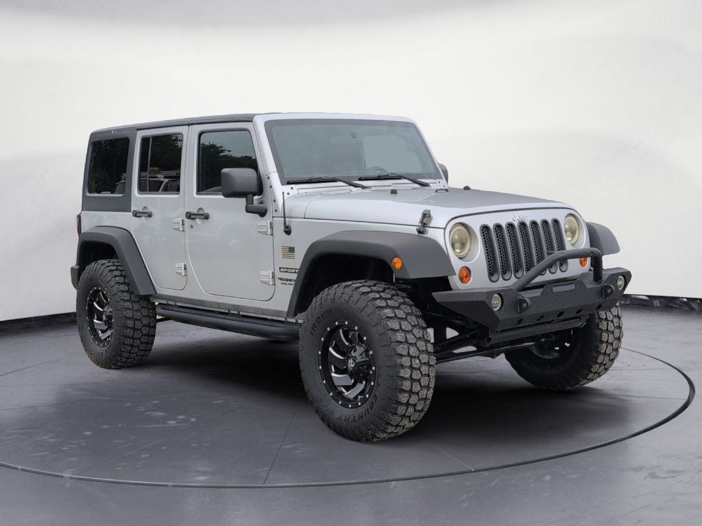 2012 Jeep Wrangler - $14,000