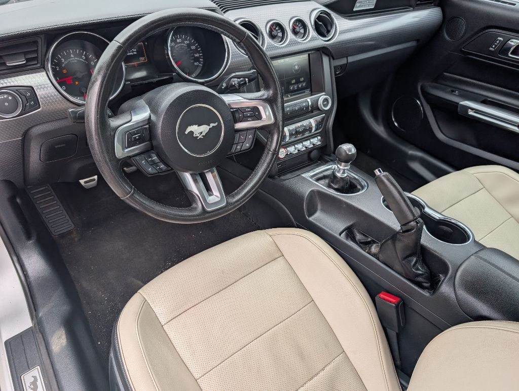 2015 Ford Mustang - $12,990