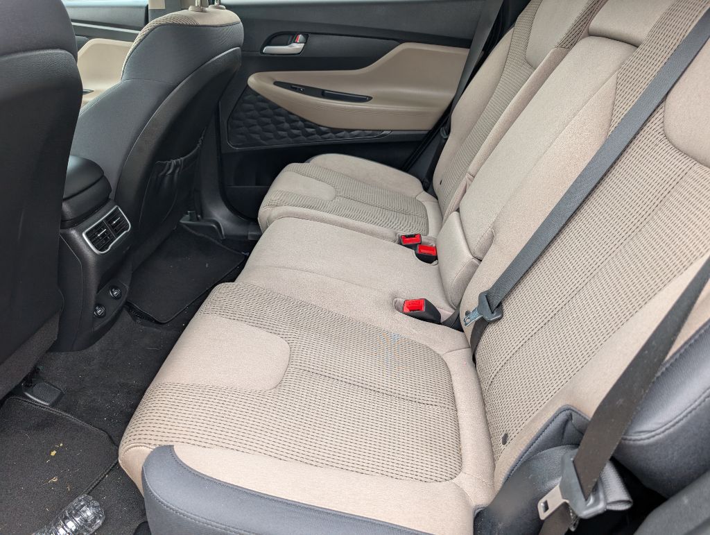 2023 Hyundai Santa Fe - $17,900