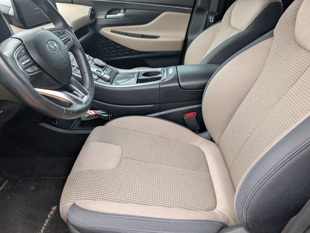 2023 Hyundai Santa Fe - $17,900