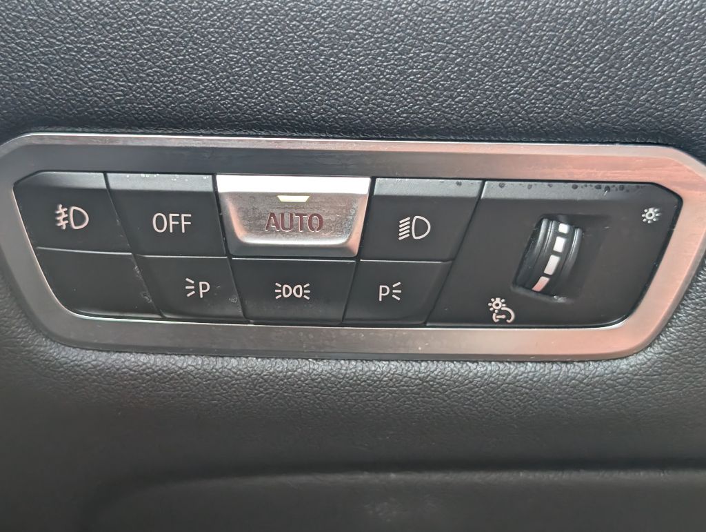 2021 BMW X7 - $43,000