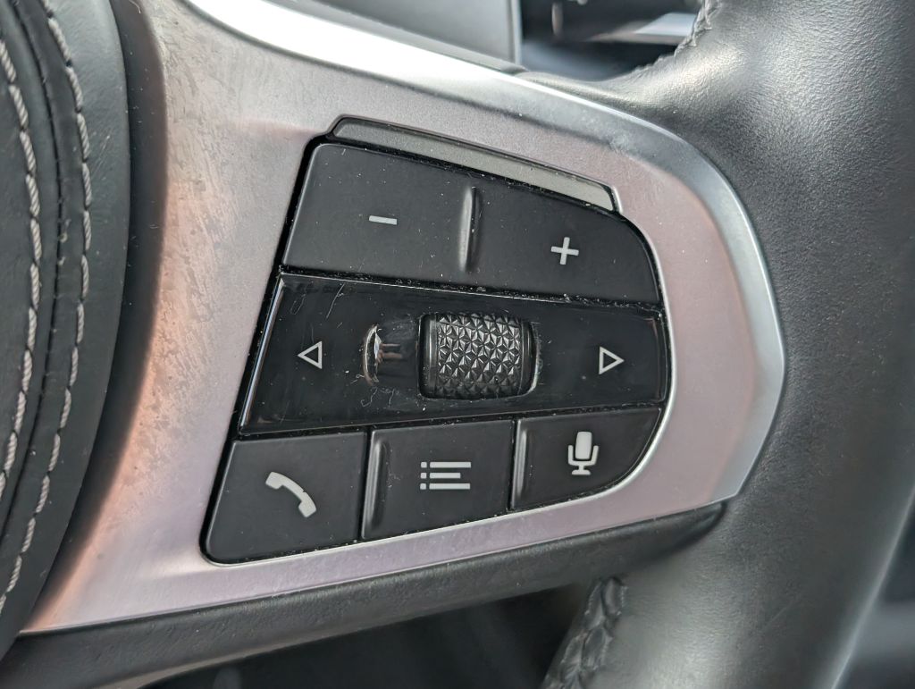 2021 BMW X7 - $43,000
