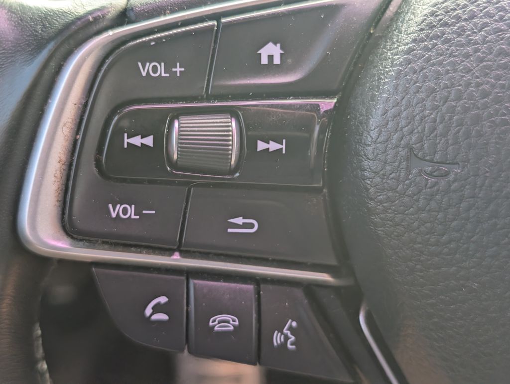 2019 Honda Accord - $18,300