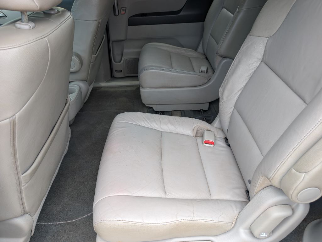 2012 Honda Odyssey - $10,000