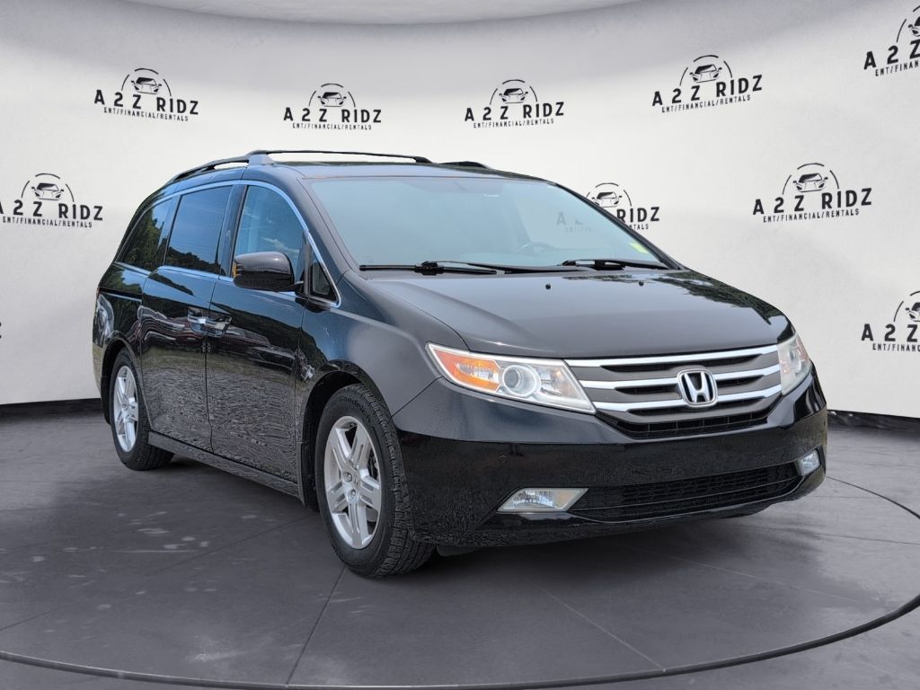 2012 Honda Odyssey - $10,000