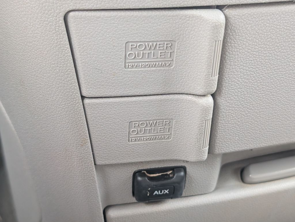 2012 Honda Odyssey - $10,000