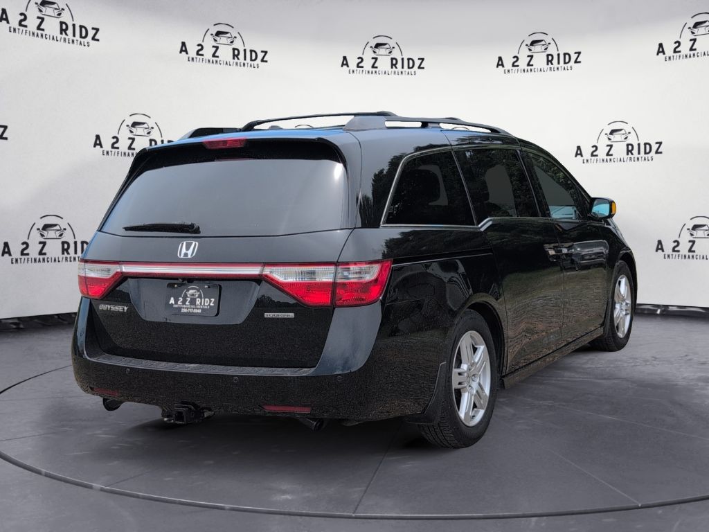 2012 Honda Odyssey - $10,000