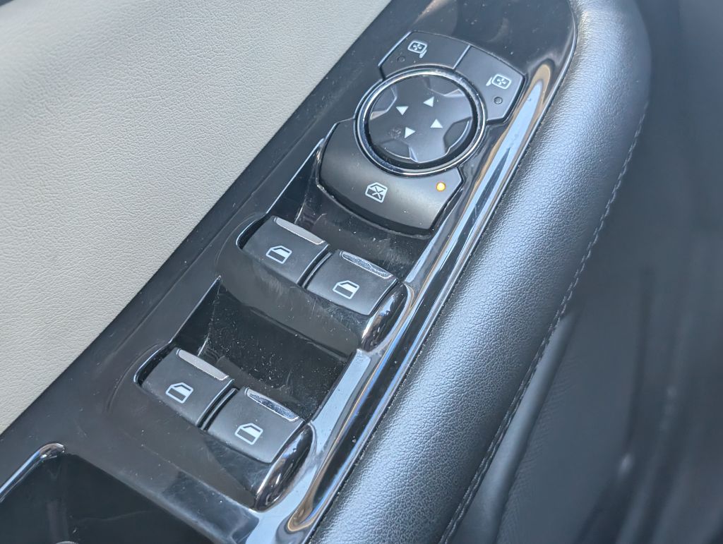 2020 Ford Edge - $14,900