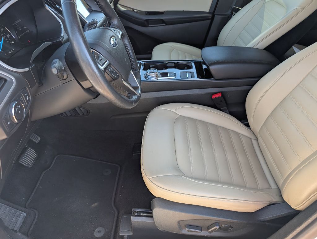 2020 Ford Edge - $14,900