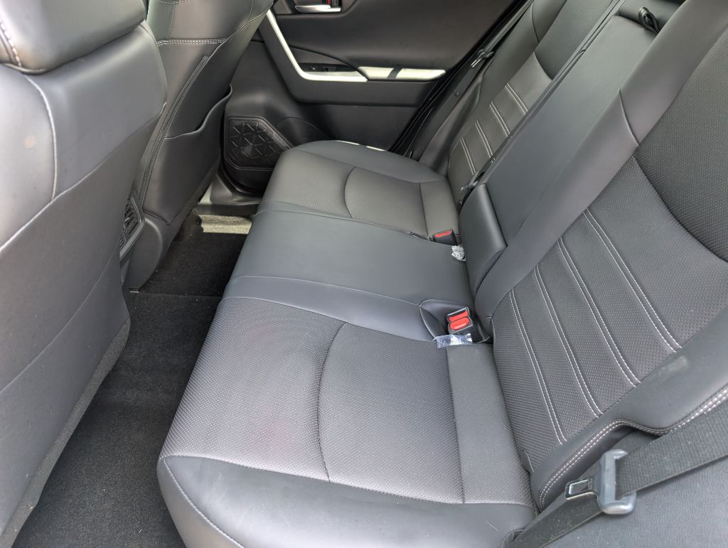 2019 Toyota RAV4 - $30,000